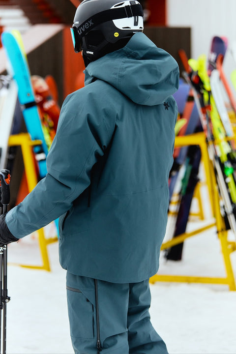 Model wearing the G15301 G-AXIS Jacket